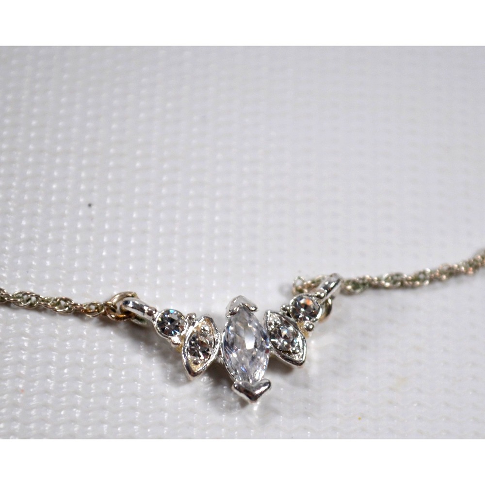 Silver Tone Necklace Clear Rhinestone Pendant Beautiful 19"
